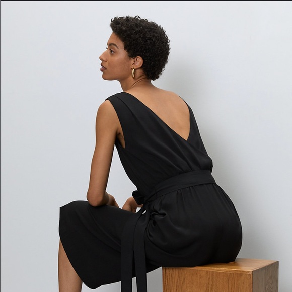 NWT Aritzia Babaton Maximillian Jumpsuit - Picture 2 of 6